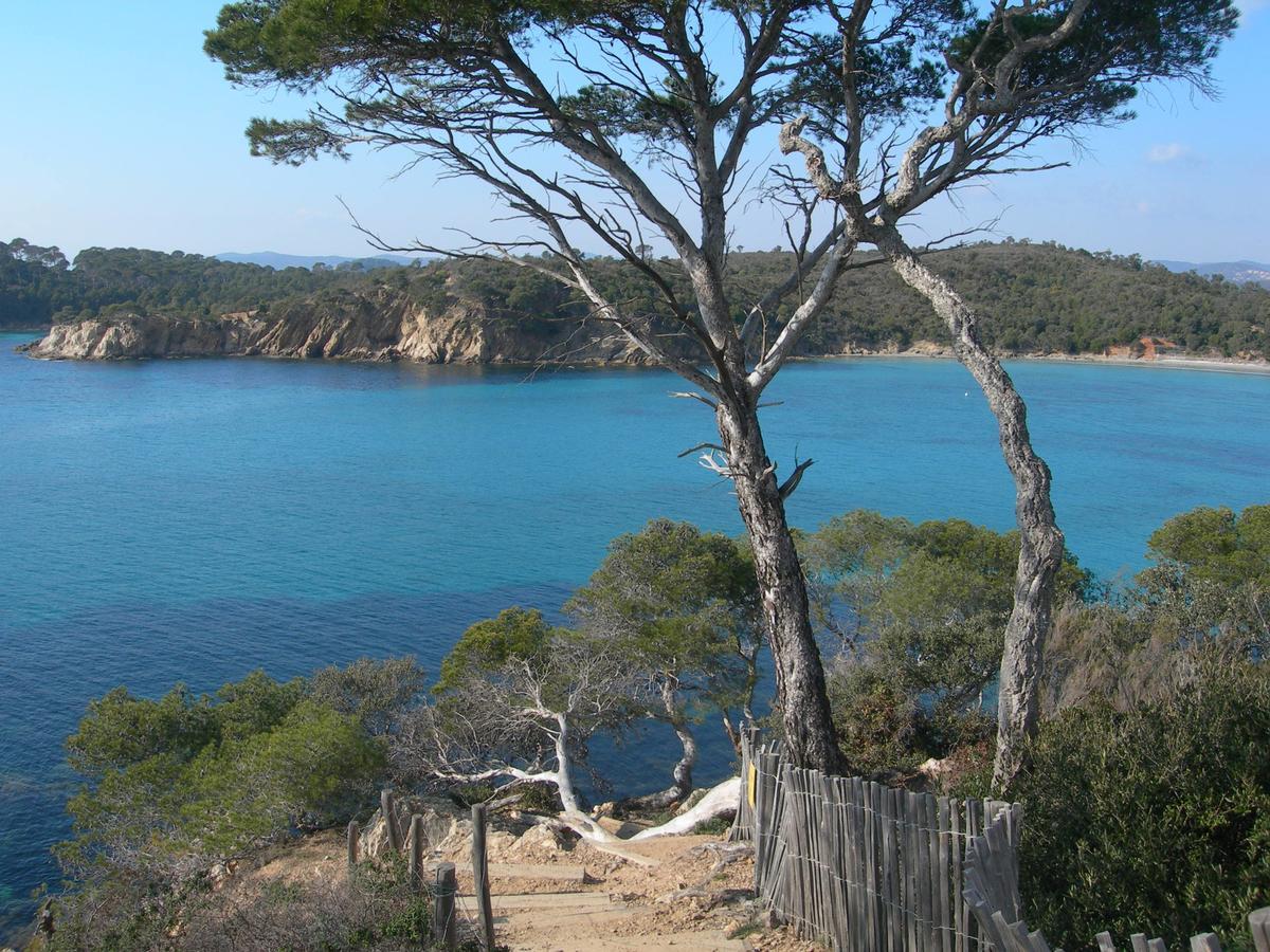 Azureva Les Maures 3*